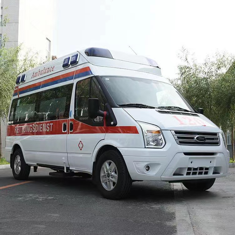 乌兰浩特行动不便者长途救护车租赁:安全转运的核心注意事项